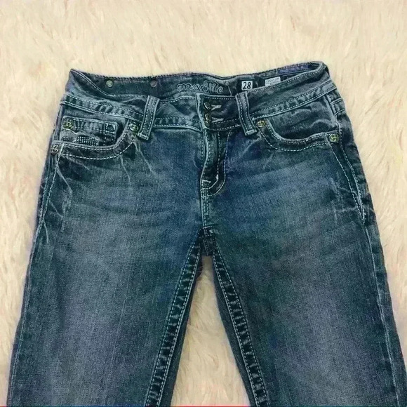 Miss Me Denim Women’s 28” Waist Shorts Pants - Picture 11 of 12